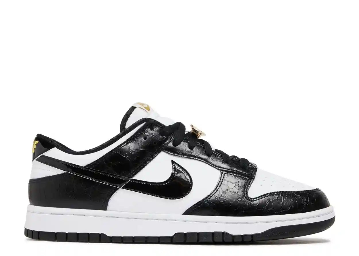 DUNK LOW SE WORLD CHAMP