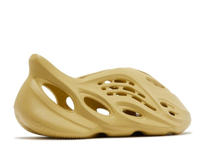 YEEZY FOAM RUNNER SULFUR