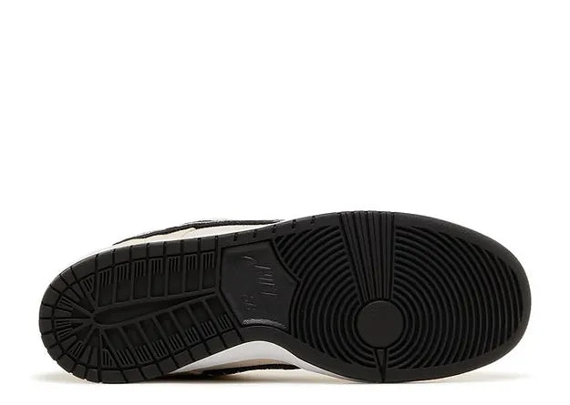 SB DUNK LOW ALBINO & PRETO JIU JITSU
