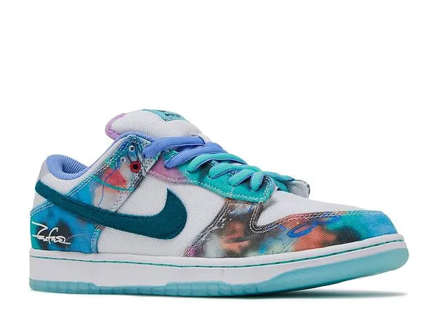 SB DUNK LOW FUTURA BLEACHED AQUA