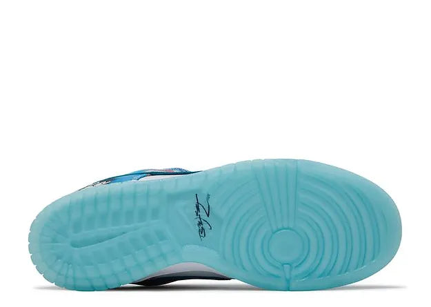 SB DUNK LOW FUTURA BLEACHED AQUA