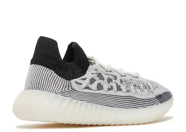 YEEZY 350 CMPCT PANDA