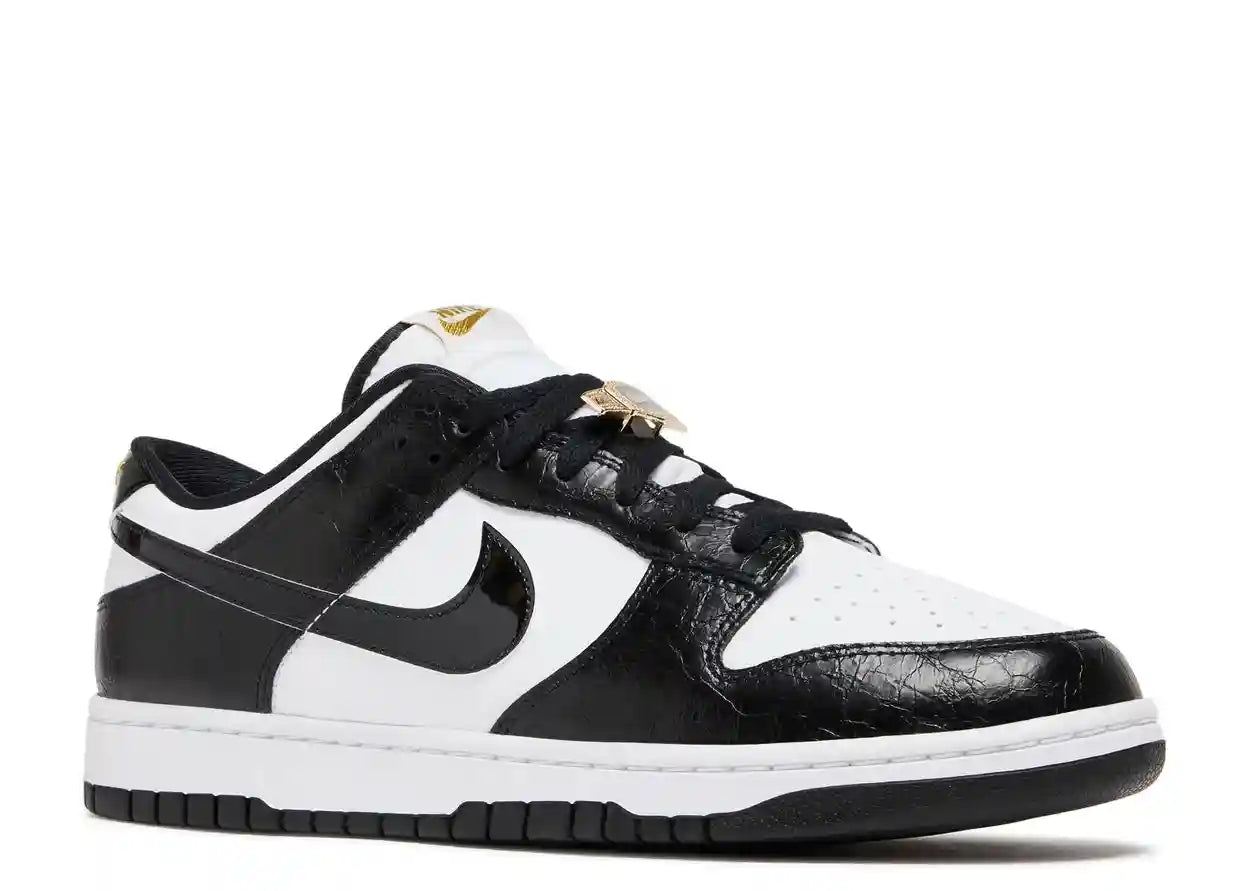 DUNK LOW SE WORLD CHAMP