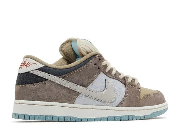 SB DUNK LOW BIG MONEY SAVINGS