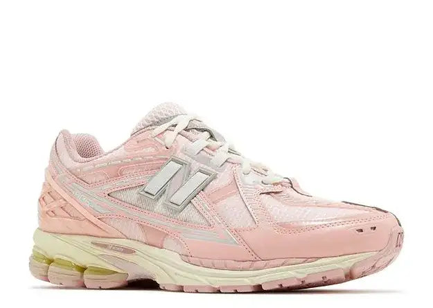 NEW BALANCE 1906U LUNAR NEW YEAR SHELL PINK