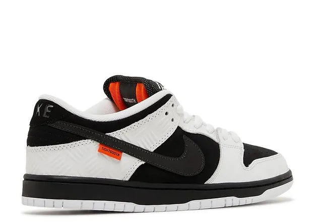 SB DUNK LOW TIGHTBOOTH
