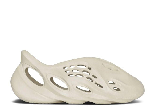 YEEZY FOAM RUNNER SAND