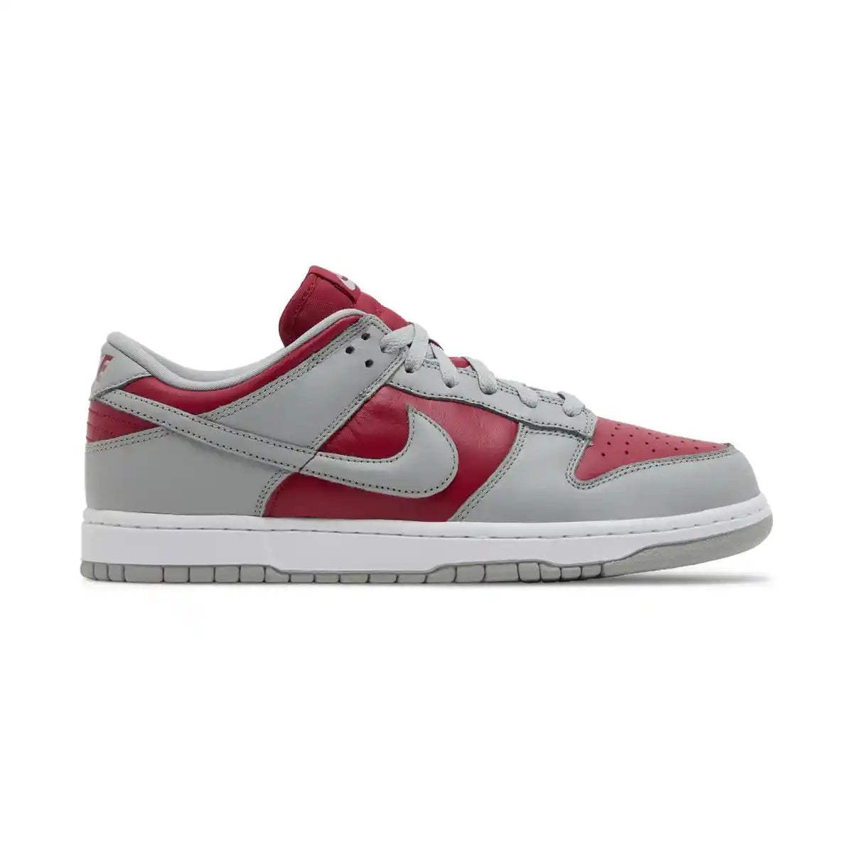 DUNK LOW ULTRAMAN