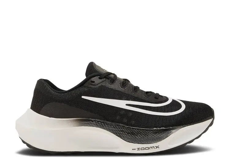 NIKE ZOOM FLY 5 'BLACK WHITE'