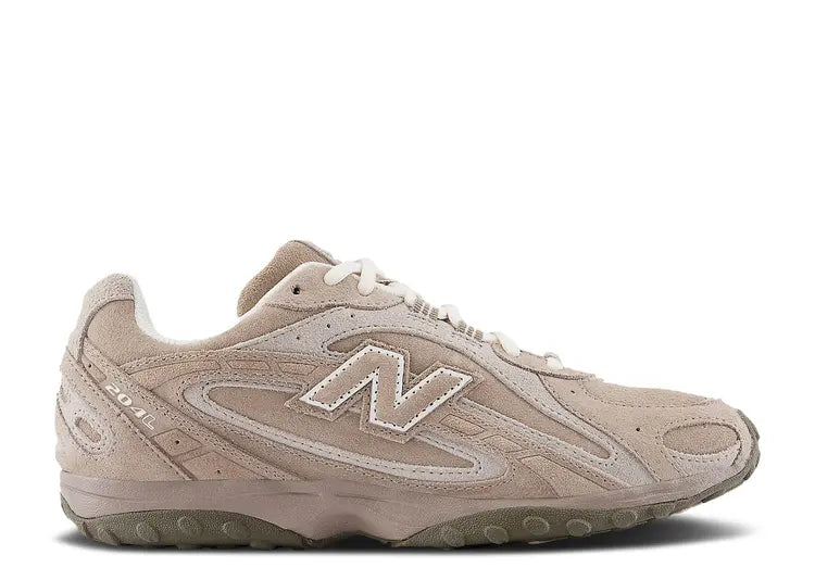 NEW BALANCE 204L MUSHROOM ARID STONE