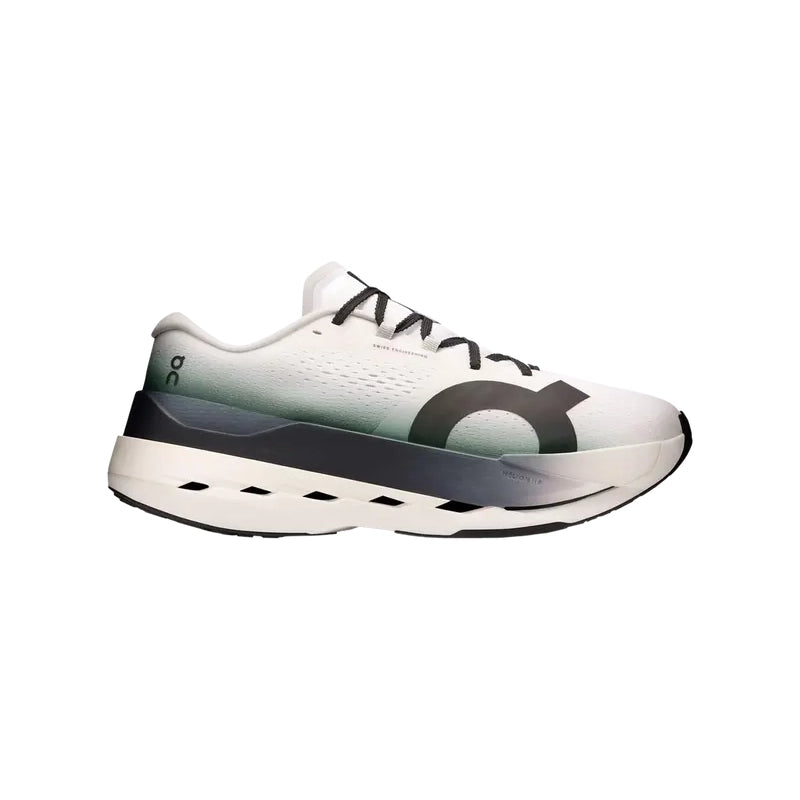 ON RUNNING CLOUDBOOM MAX WHITE BLACK