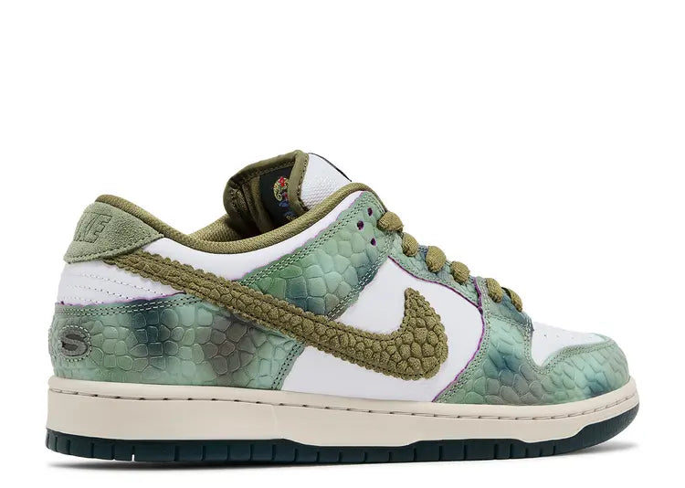 NIKE SB DUNK LOW ALEXIS SABLONE CHAMELEON
