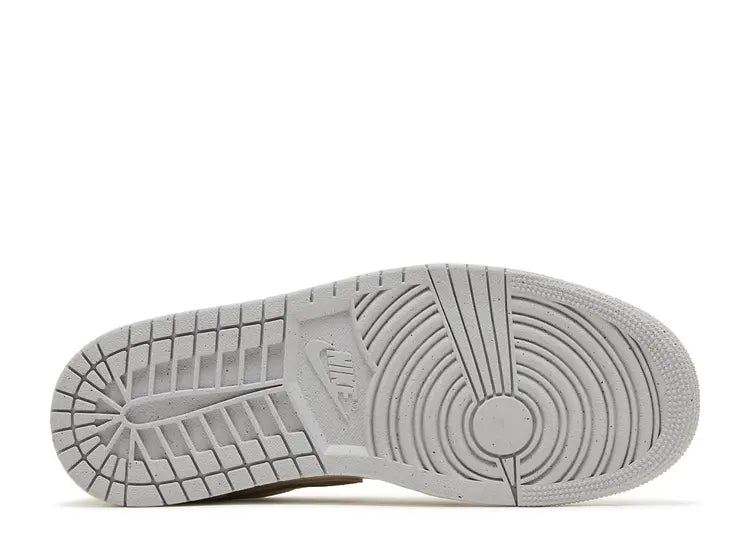 JORDAN 1 LOW SE LEGEND LIGHT BROWN