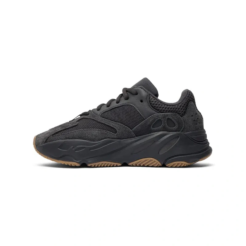 ADIDAS YEEZY BOOST 700 UTILITY BLACK