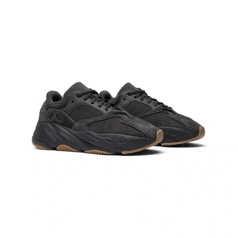 ADIDAS YEEZY BOOST 700 UTILITY BLACK