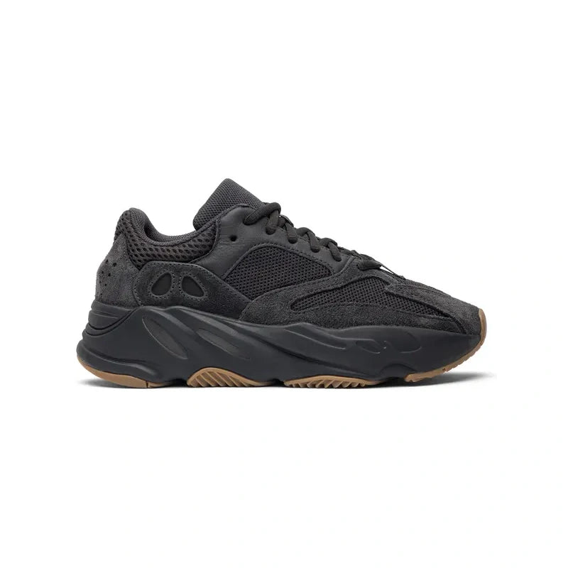 ADIDAS YEEZY BOOST 700 UTILITY BLACK