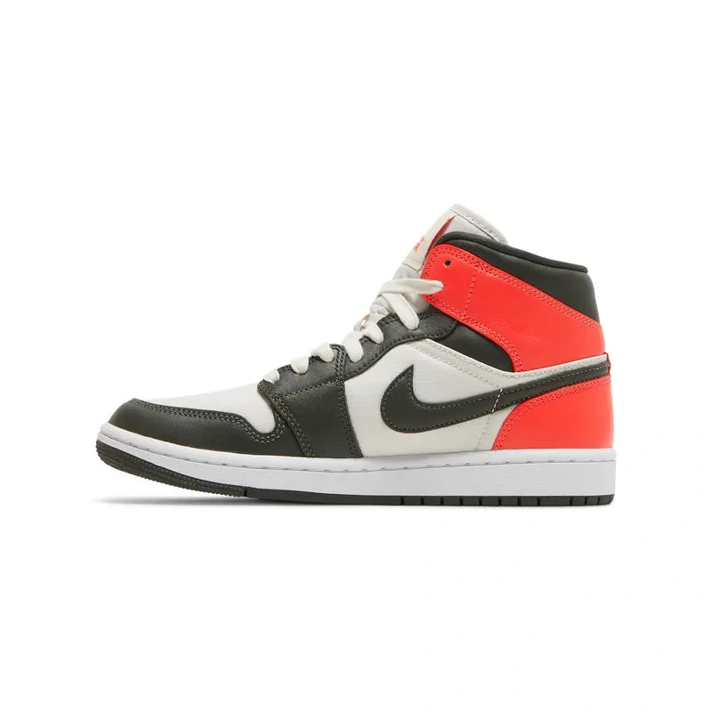AIR JORDAN 1 MID OREWOOD NEWSPRINT