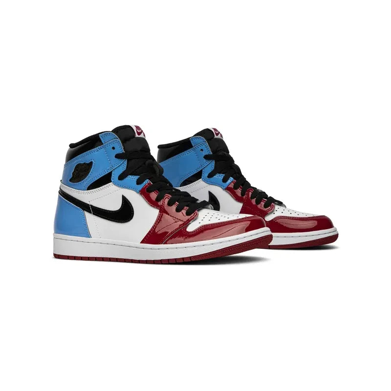 AIR JORDAN 1 RETRO HIGH OG FEARLESS UNC CHICAGO