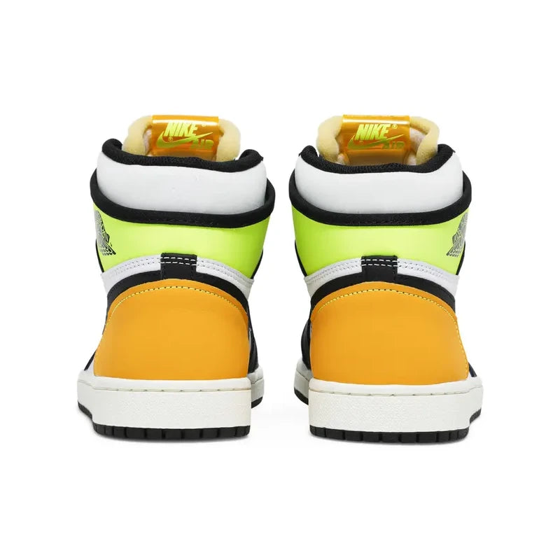 AIR JORDAN 1 RETRO HIGH OG VOLT GOLD