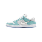 SB DUNK LOW APRIL SKATEBOARD