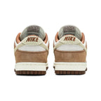DUNK LOW MEDIUM CURRY