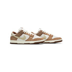 DUNK LOW MEDIUM CURRY
