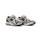 NEW BALANCE 1906R WHITE GOLD