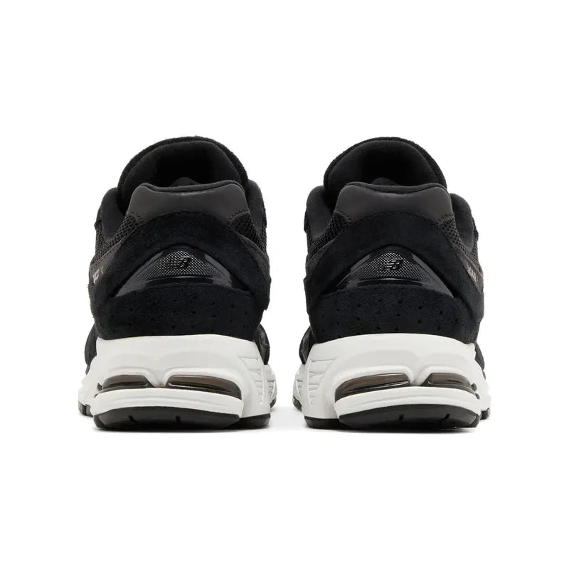 NEW BALANCE 2002R BLACK GUNMETAL