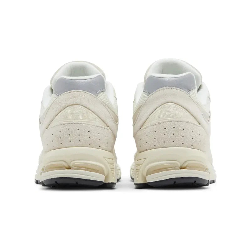 NEW BALANCE 2002R CALM TAUPE