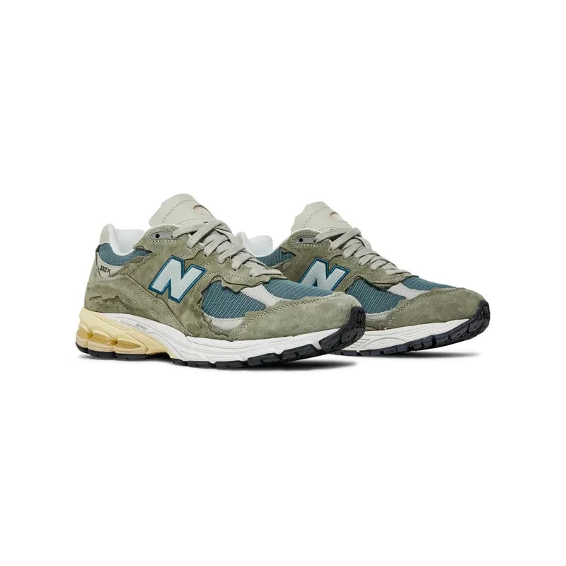 NEW BALANCE 2002R PROTECTION PACK MIRAGE GRAYs