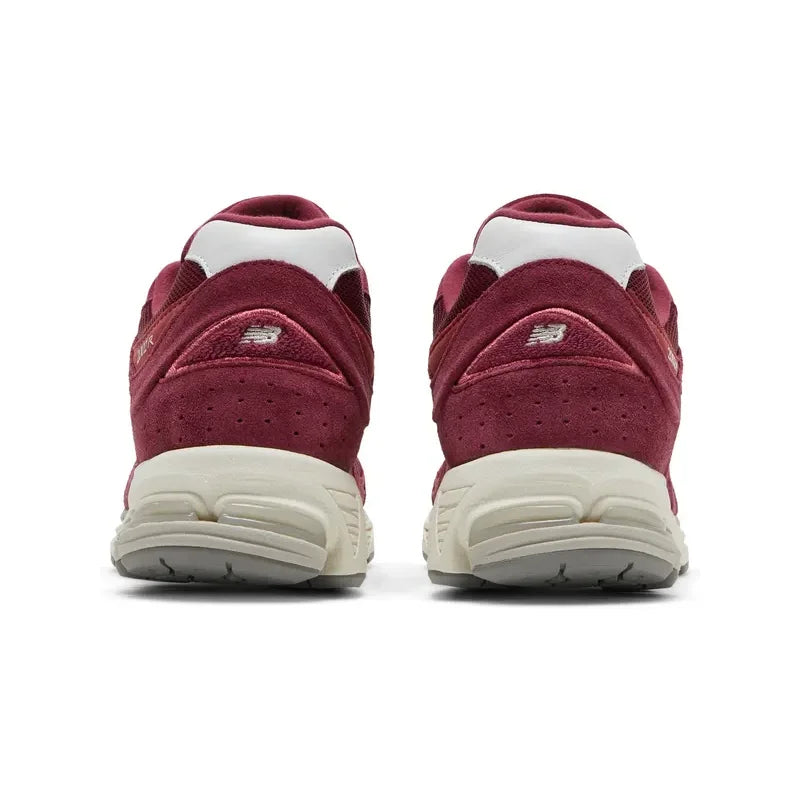 NEW BALANCE 2002R SUEDE PACK GARNET DEEP EARTH RED