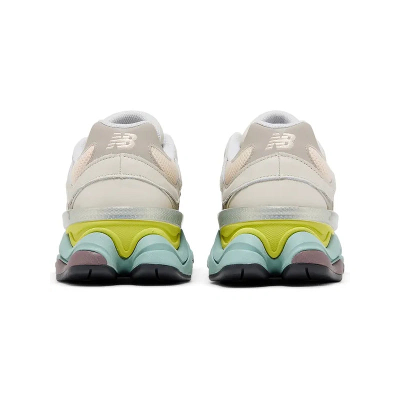 NEW BALANCE 9060 MOONBEAM VINTAGE ROSE