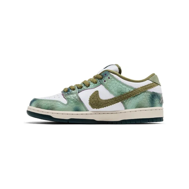 NIKE SB DUNK LOW ALEXIS SABLONE CHAMELEON