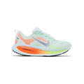 NIKE VOMERO 18 BARELY GREEN HYPER CRIMSON