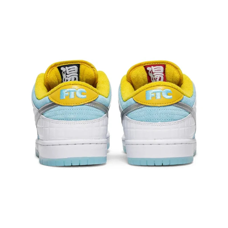 SB DUNK LOW FTC LAGOON PULSE