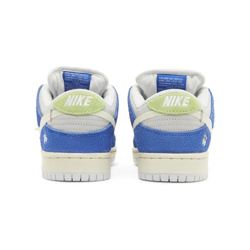 SB DUNK LOW GARDENIA