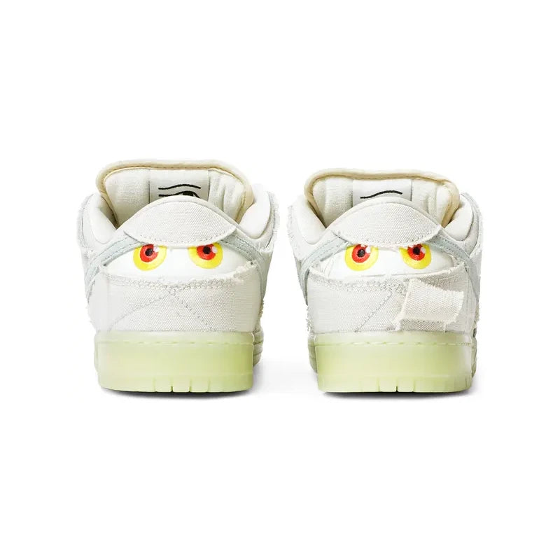 SB DUNK LOW MUMMY