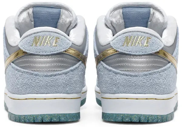 SB DUNK LOW SEAN CLIVER HOLIDAY SPECIAL