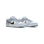 SB DUNK LOW SEAN CLIVER HOLIDAY SPECIAL