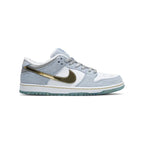 SB DUNK LOW SEAN CLIVER HOLIDAY SPECIAL