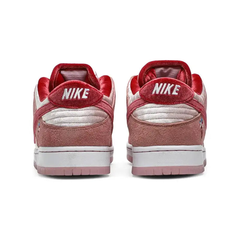 SB DUNK LOW STRANGELOVE