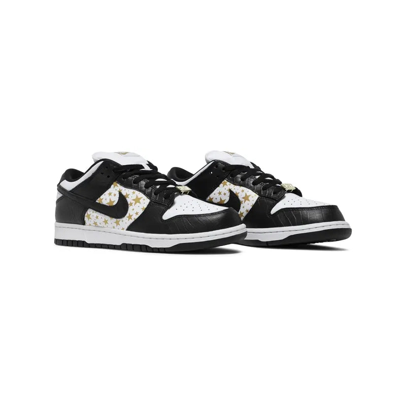 SB DUNK LOW SUPREME BLACK