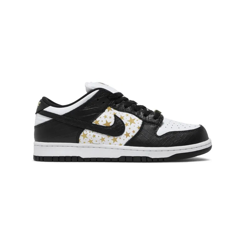SB DUNK LOW SUPREME BLACK