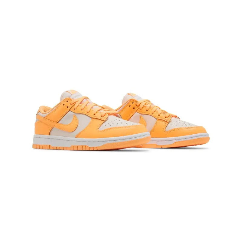 WMNS DUNK LOW PEACH CREAM