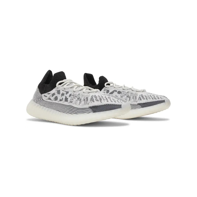 YEEZY 350 CMPCT PANDA