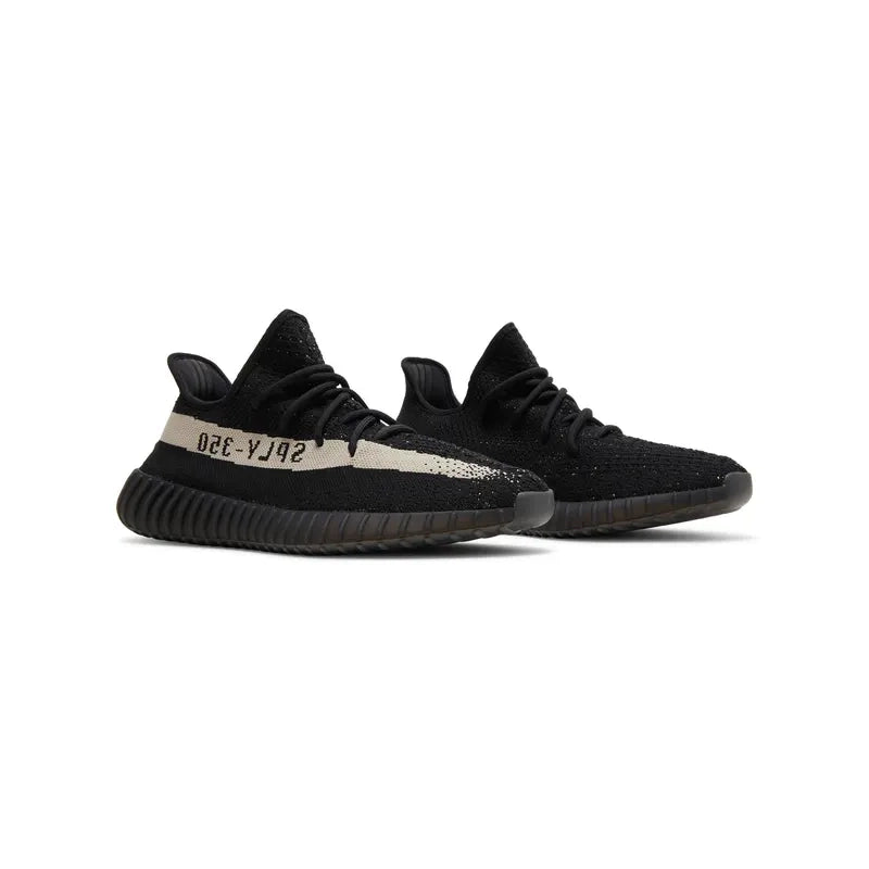 YEEZY BOOST 350 V2 OREO