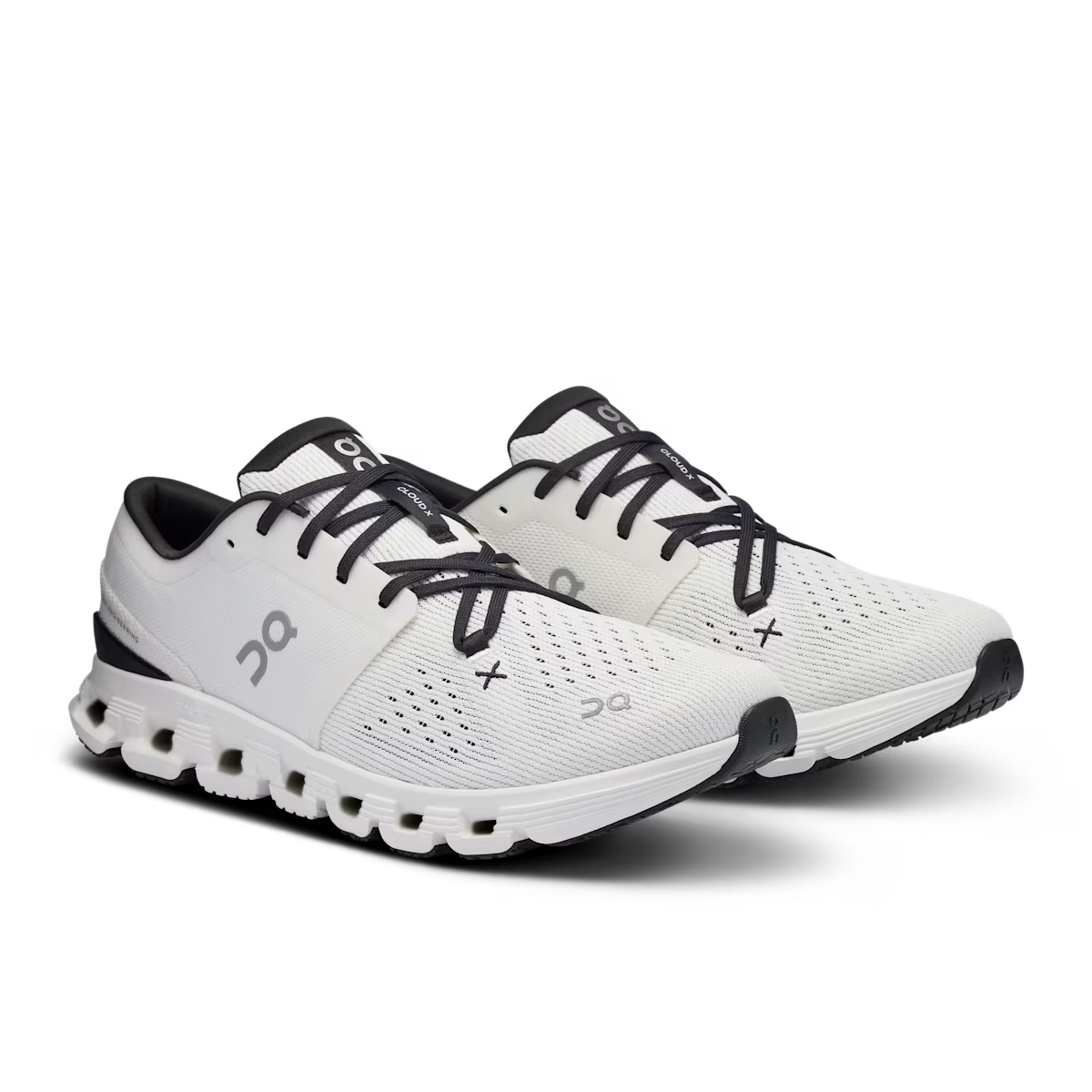 ON RUNNING CLOUD X 4 IVORY BLACK