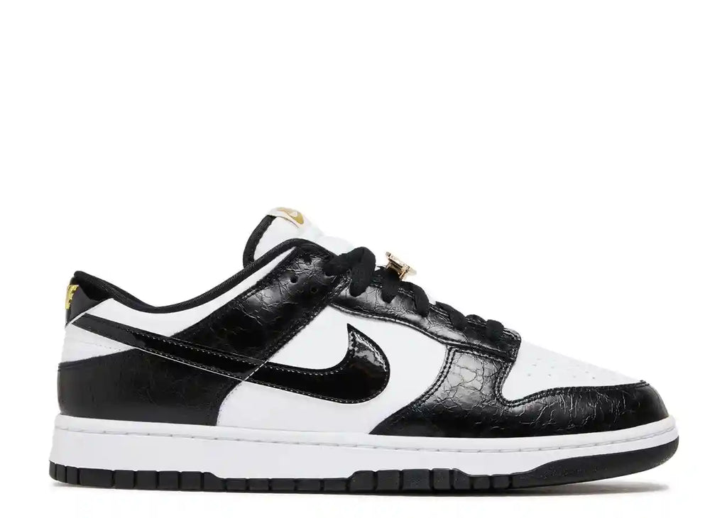 DUNK LOW SE WORLD CHAMP