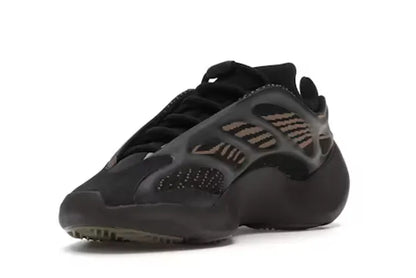 YEEZY 700 V3 CLAY BROWN