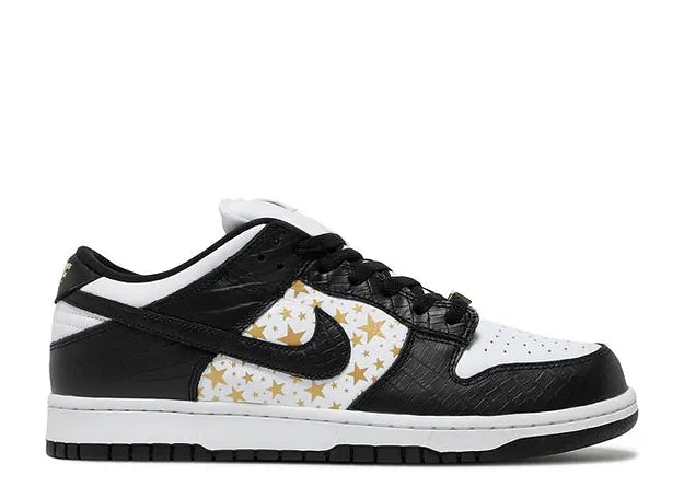 SB DUNK LOW SUPREME BLACK